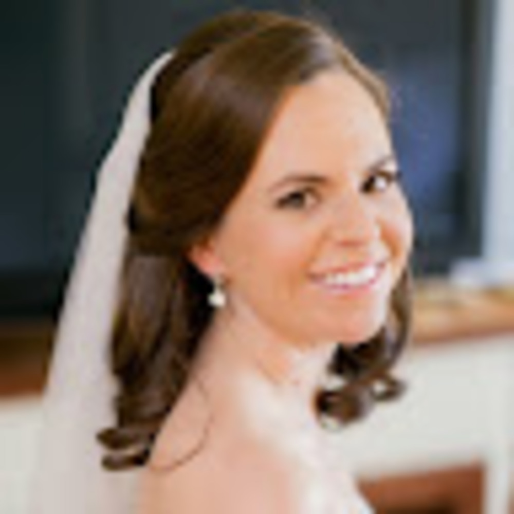 Meet your Posher, Debbie morales